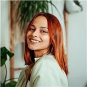 Professeur/tutrice pour l'aide aux devoirs et au soutien scolaire. J'ai de très bonnes compétences en Français, Histoire, Musique